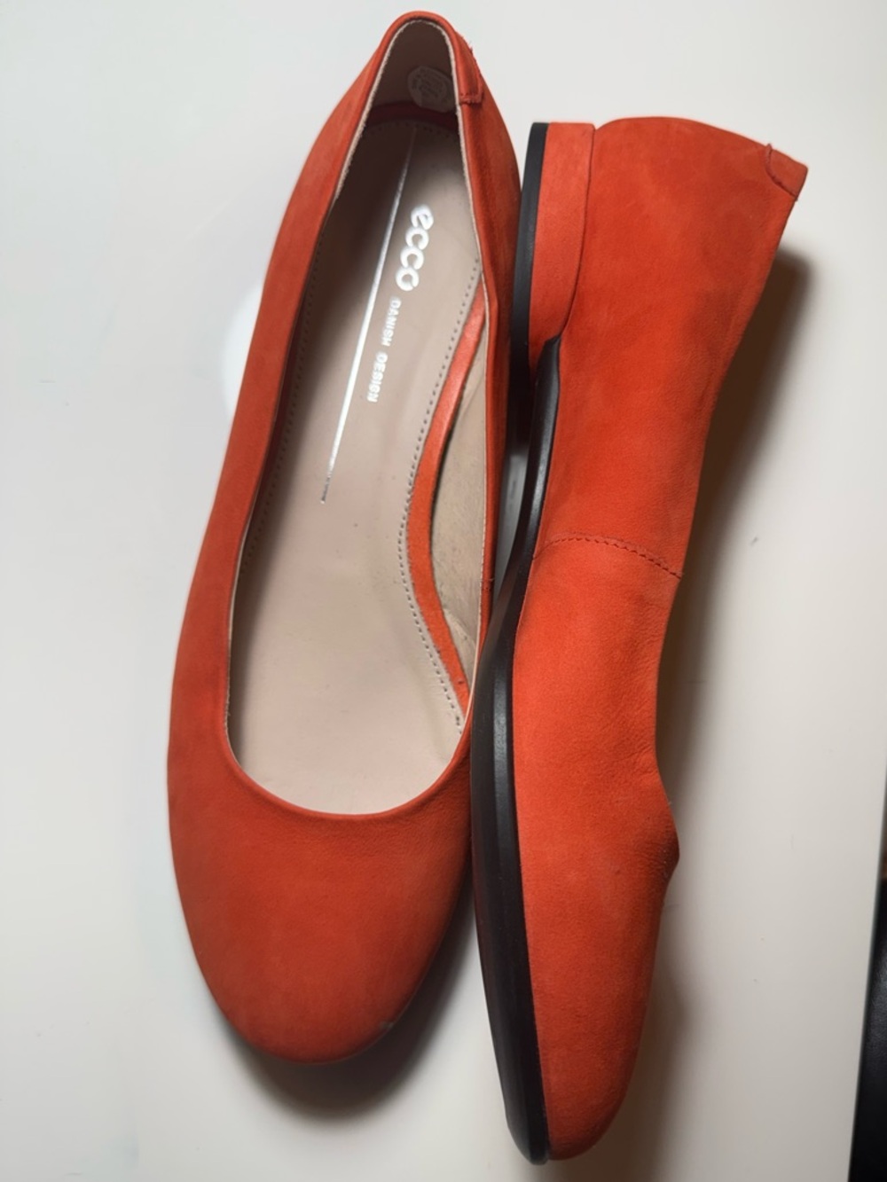Ecco Women’s Orange Suede Ballet Flats - Picture 4 of 7